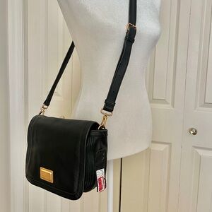 MARC BY MARC JACOBS leather crossbody flap bags black adjustable strap